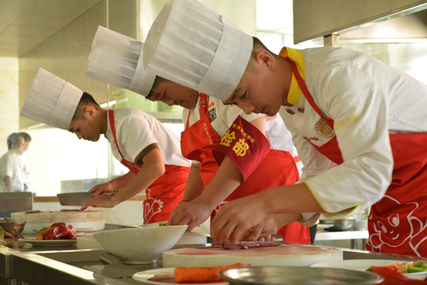 美味餐厅破解版下载_美味餐厅7_美味餐厅18美食与罗曼蒂克