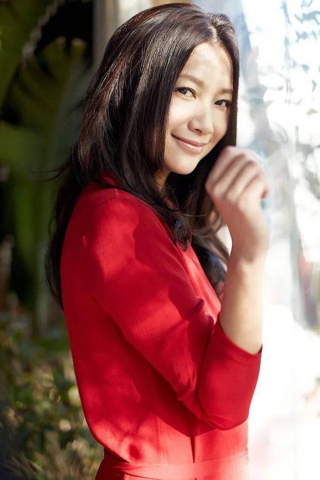 男孩化妆女孩视频_化妆男孩女孩的区别_男孩化妆女孩